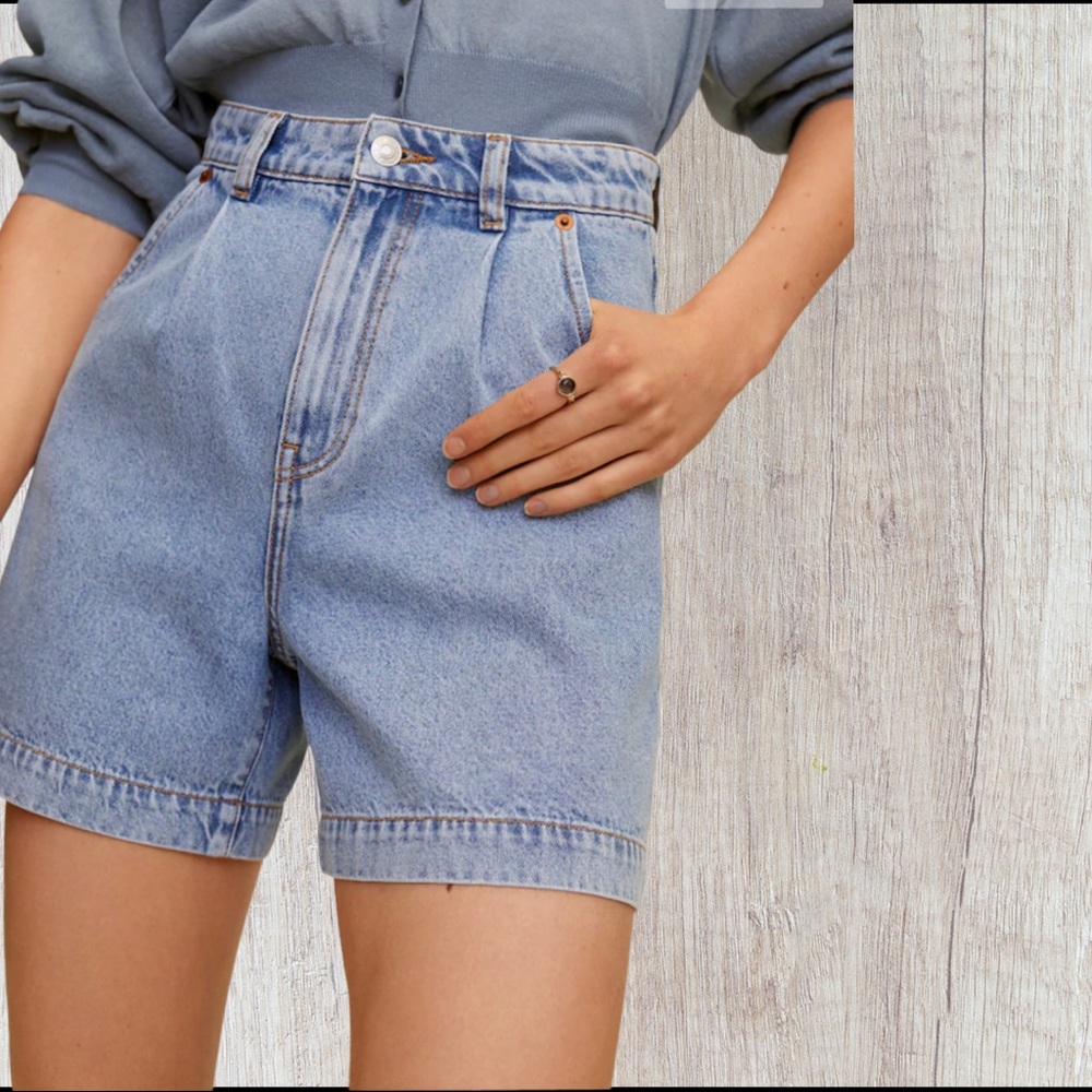 NWT Mango High-waist shorts